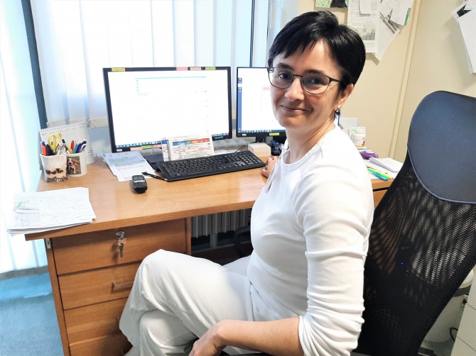 PharmDr. Vojtěška Farsová, Ph.D. - vedoucí oddělení klinické farmacie